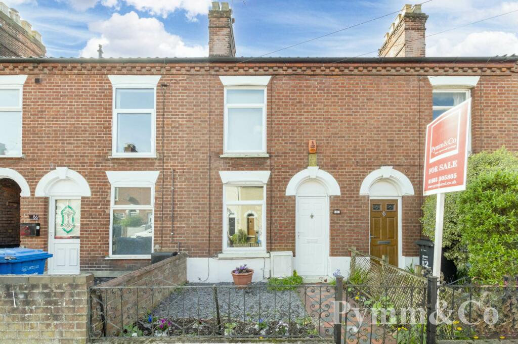 2 bedroom terraced house for sale in Silver Street, Norwich, NR3