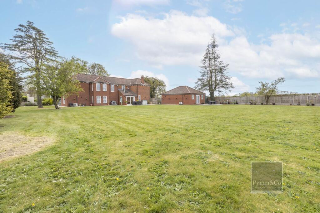 Main image of property: Dereham Road, Mattishall