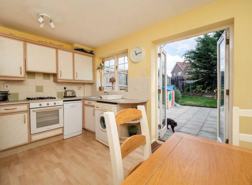2 bedroom terraced house for sale in Barleyfield Road, Horsford, NR10