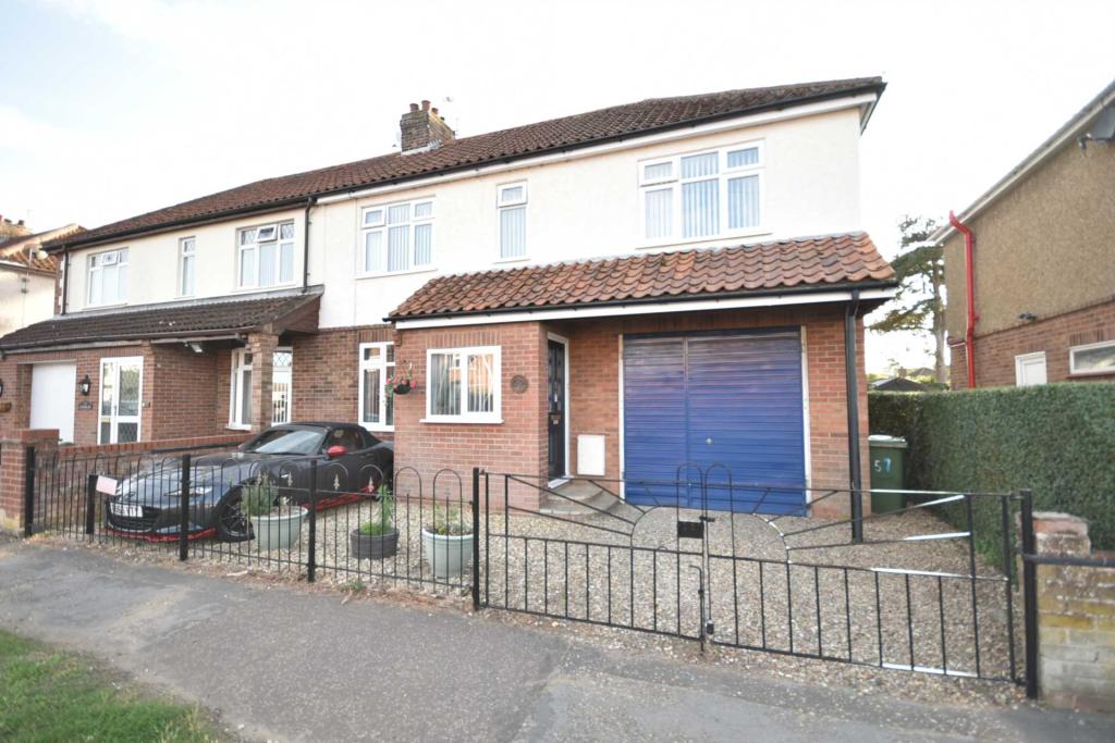 3 bedroom semidetached house for sale in Woodland Road, Hellesdon, NR6