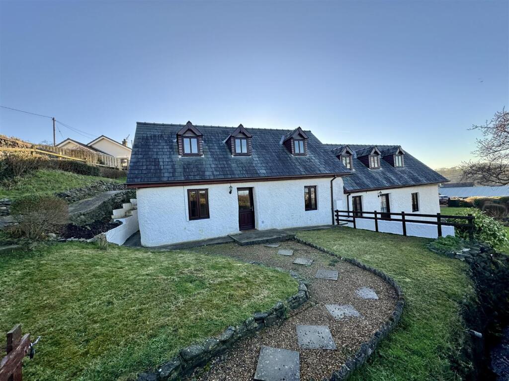 Main image of property: Tyn Y Coed, Goitre Road, Aberaeron