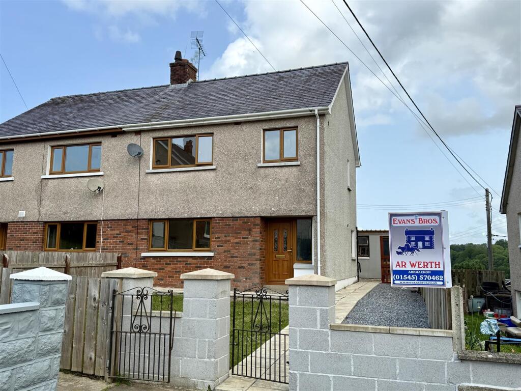Main image of property: Parcyrhydd, Ciliau Aeron