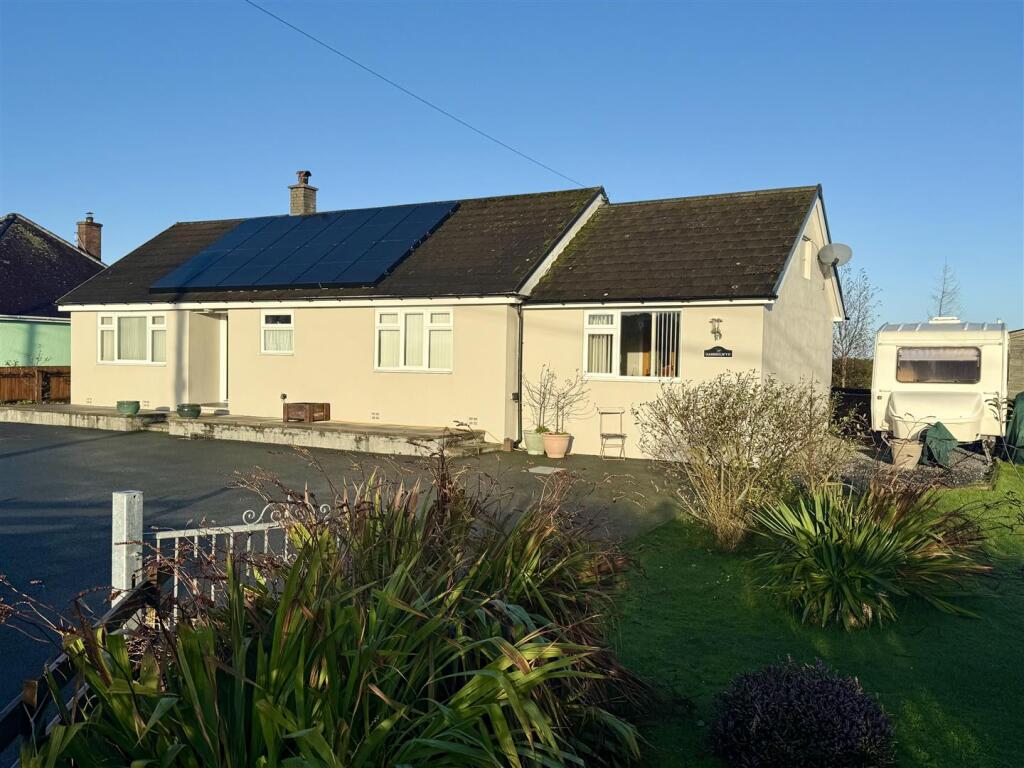 Main image of property: Pennant, Llanon