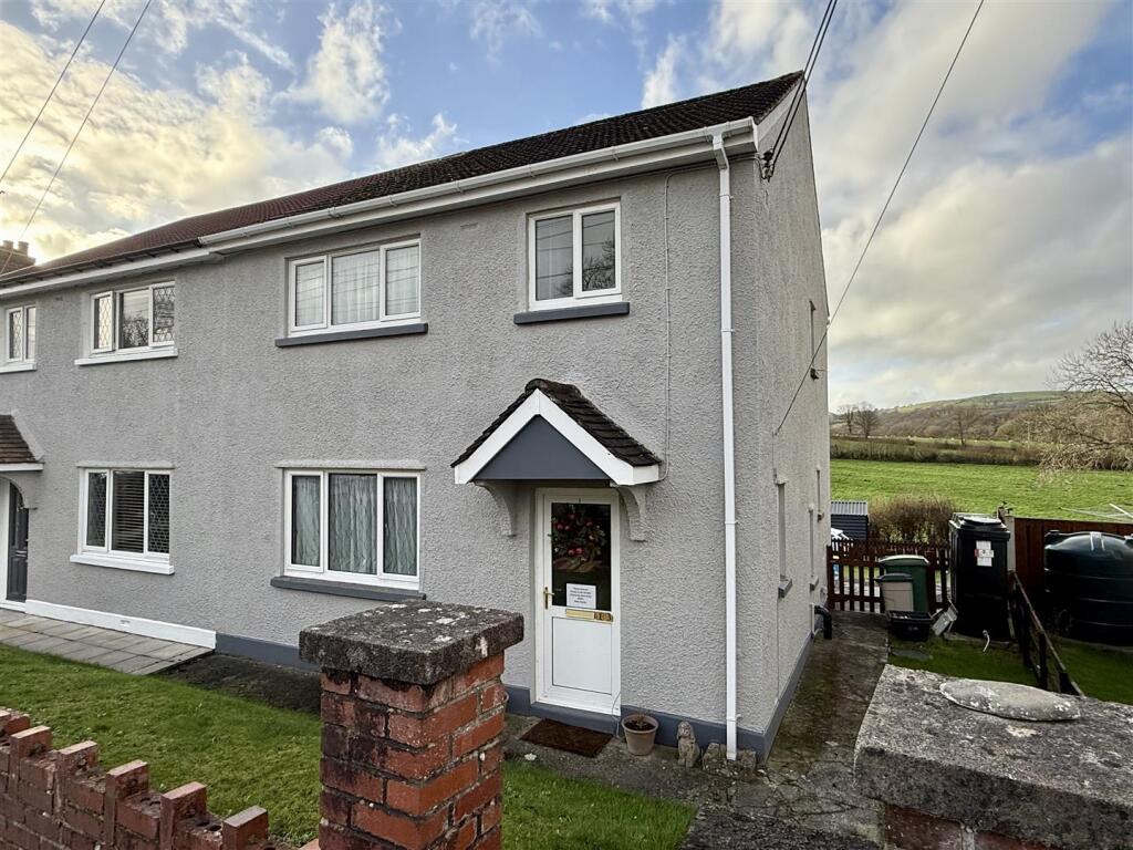 Main image of property: Bro Henllys, Felinfach, Lampeter