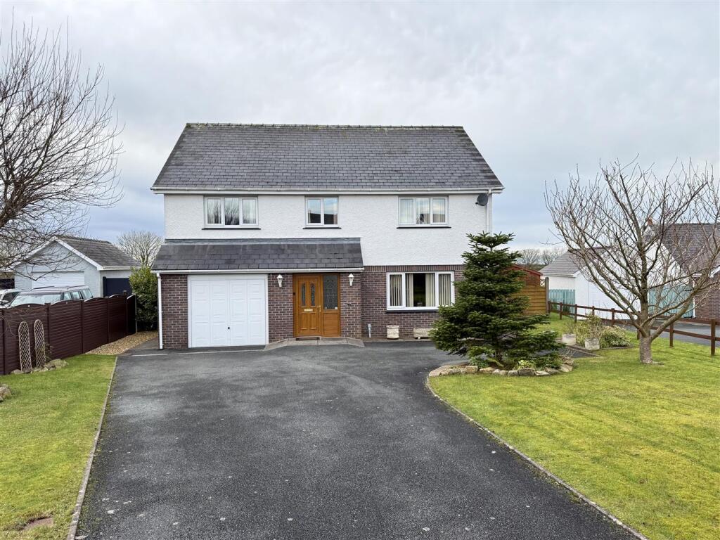 Main image of property: Bryn Hyfryd, Pennant, Llanon