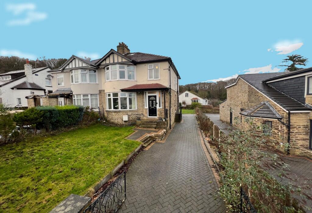 3 bedroom semi-detached house for sale in Redburn Drive, Shipley, West Yorkshire, BD18