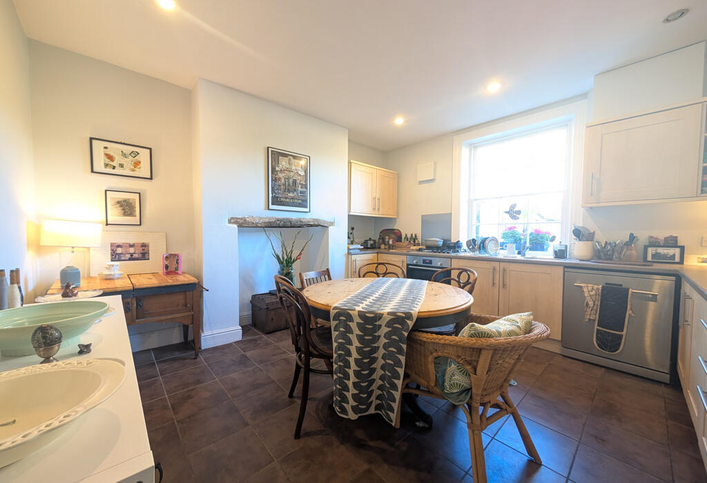 Additional property image - Victoria Road, Saltaire, West Yorkshire
