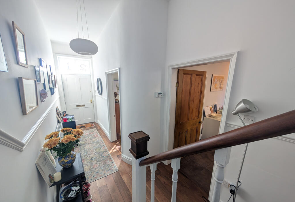 Additional property image - Victoria Road, Saltaire, West Yorkshire