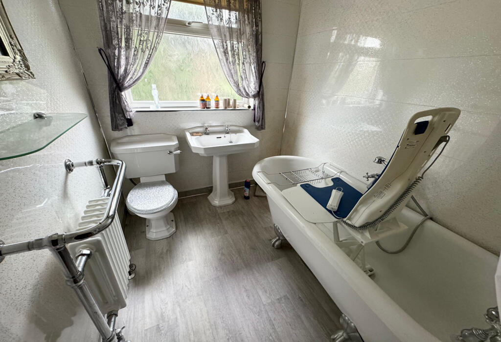 Additional property image - Brantwood Close, Heaton, Bradford, West Yorkshire
