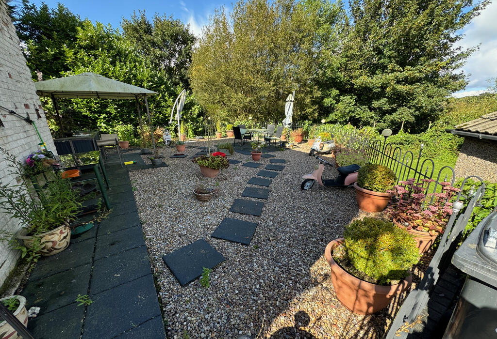 Additional property image - Brantwood Close, Heaton, Bradford, West Yorkshire