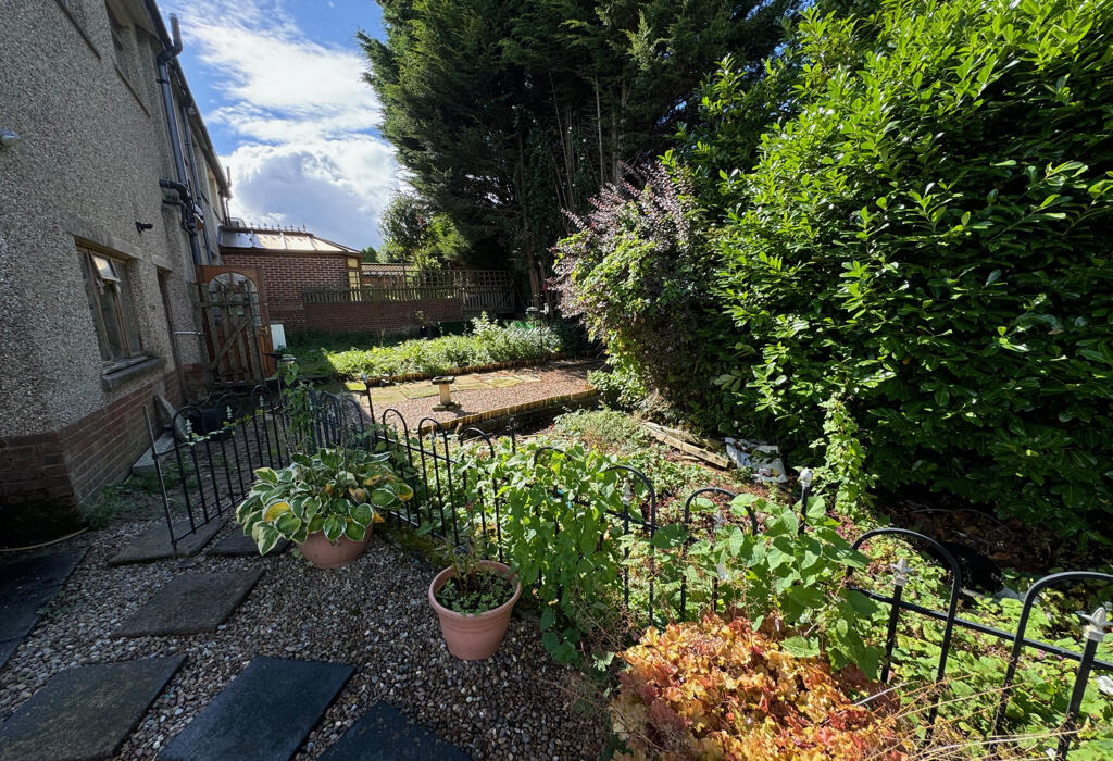 Additional property image - Brantwood Close, Heaton, Bradford, West Yorkshire
