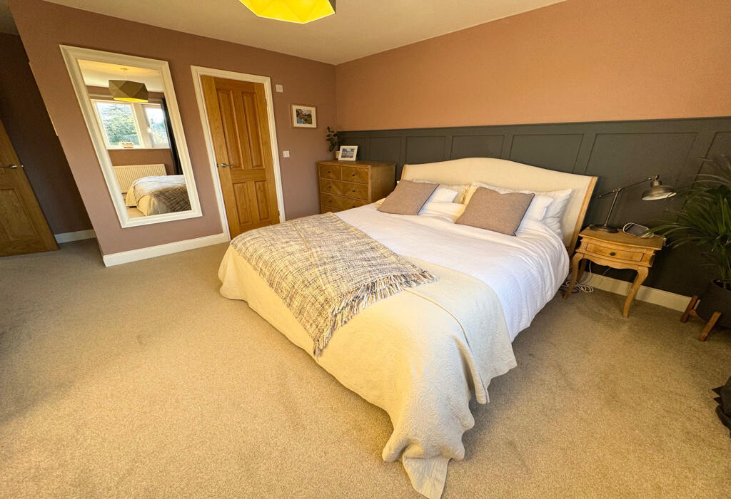 Additional property image - Bankfield Road, Nab Wood, Shipley, West Yorkshire