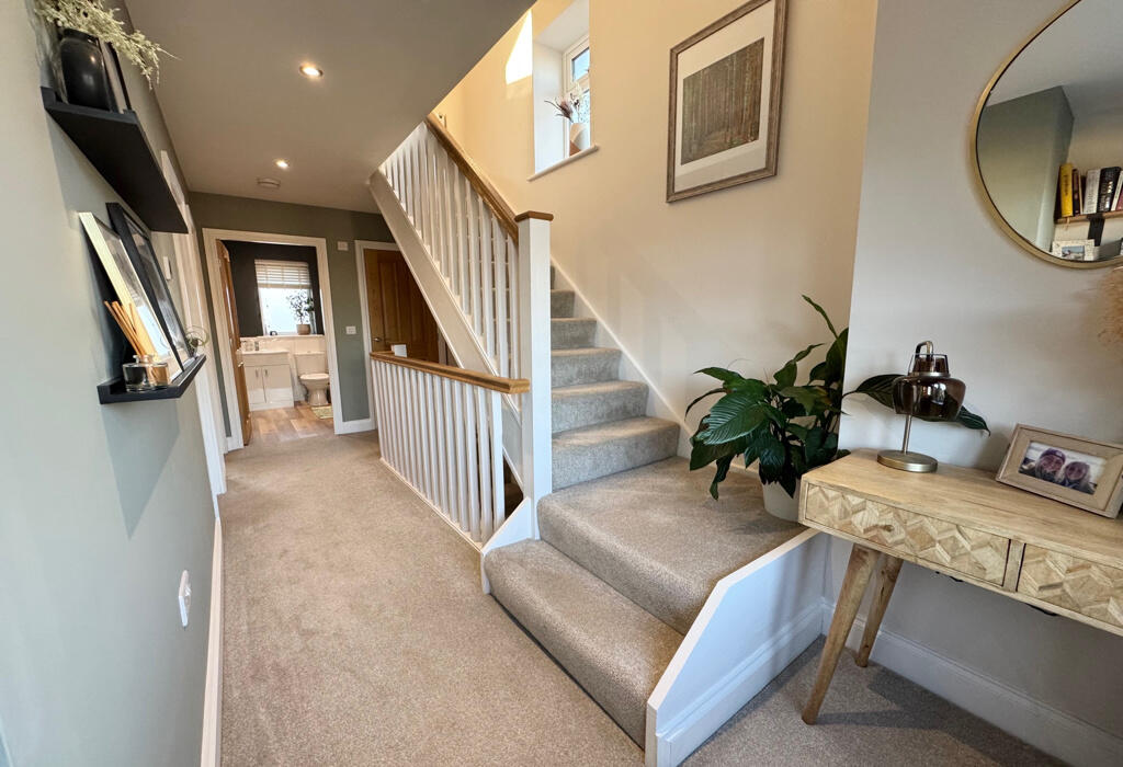 Additional property image - Bankfield Road, Nab Wood, Shipley, West Yorkshire