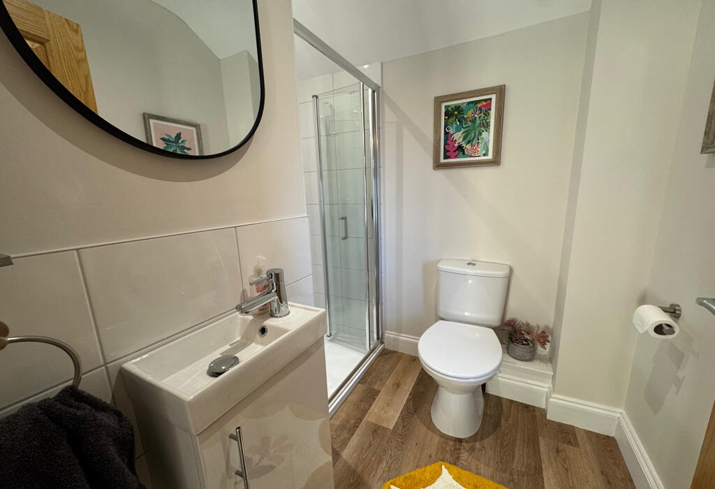 Additional property image - Bankfield Road, Nab Wood, Shipley, West Yorkshire