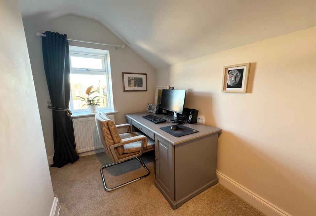 Additional property image - Bankfield Road, Nab Wood, Shipley, West Yorkshire
