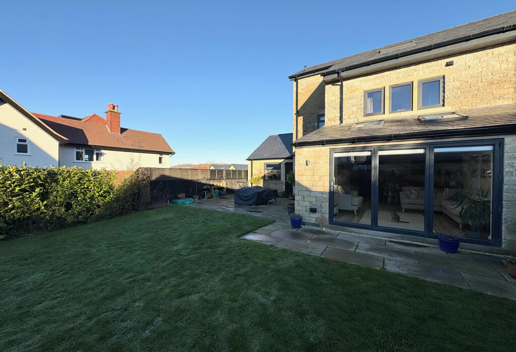 Additional property image - Bankfield Road, Nab Wood, Shipley, West Yorkshire