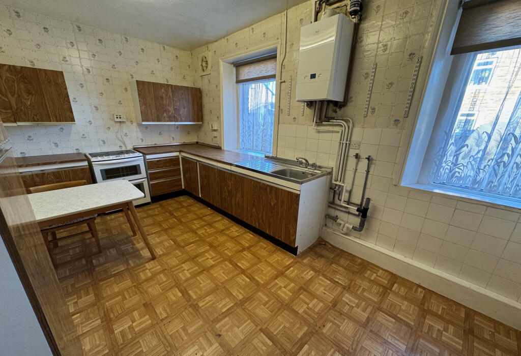 Additional property image - Moorhead Terrace, Moorhead, Shipley, West Yorkshire