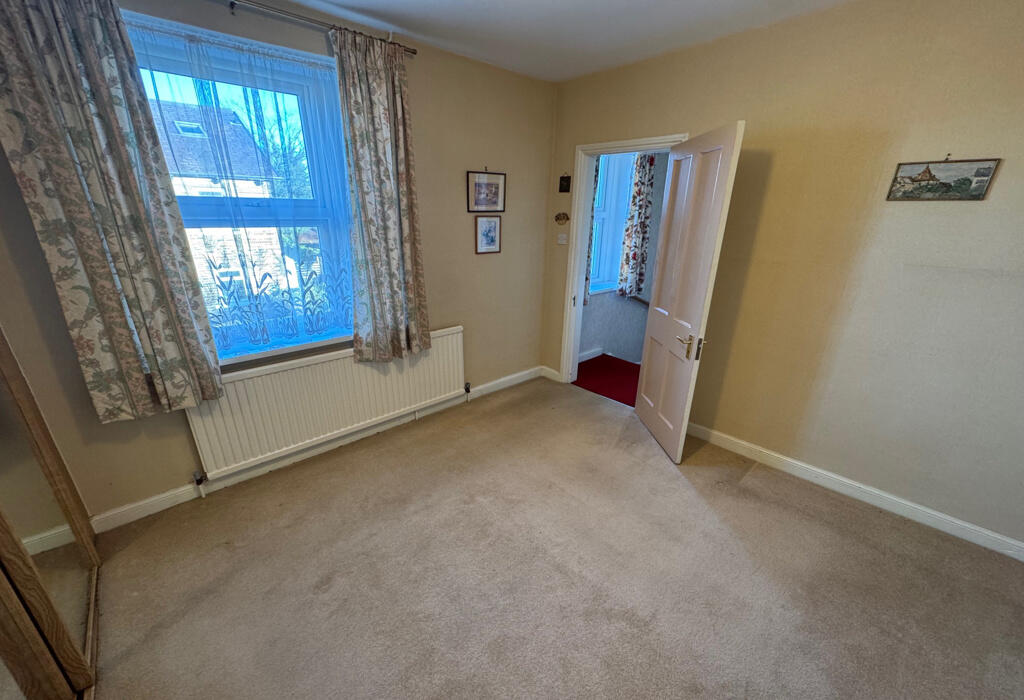 Additional property image - Moorhead Terrace, Moorhead, Shipley, West Yorkshire