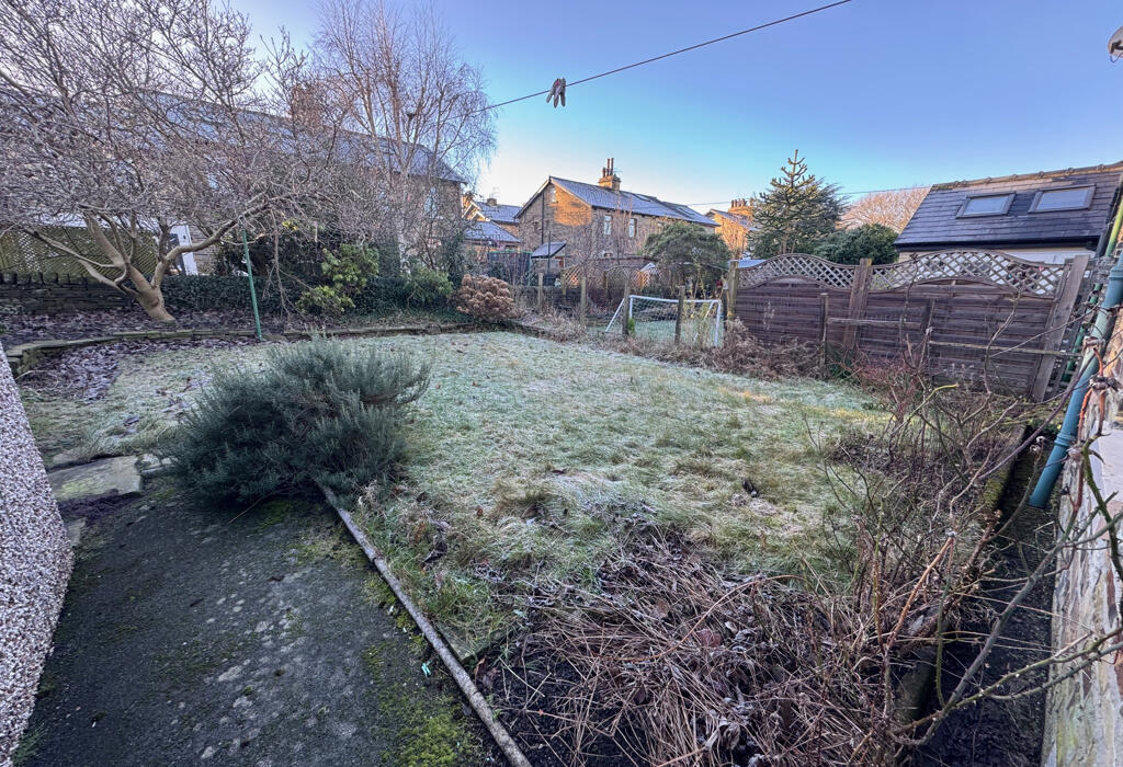 Additional property image - Moorhead Terrace, Moorhead, Shipley, West Yorkshire