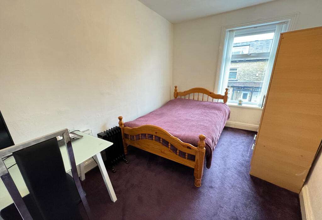 Additional property image - Norwood Terrace, Shipley, West Yorkshire
