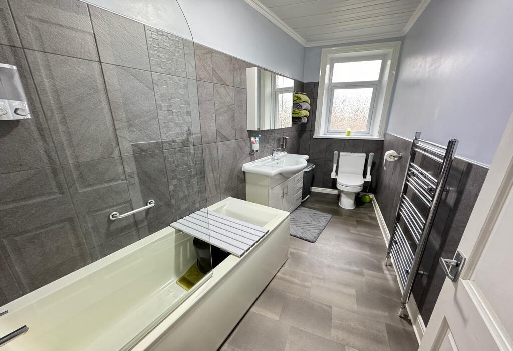 Additional property image - Norwood Terrace, Shipley, West Yorkshire