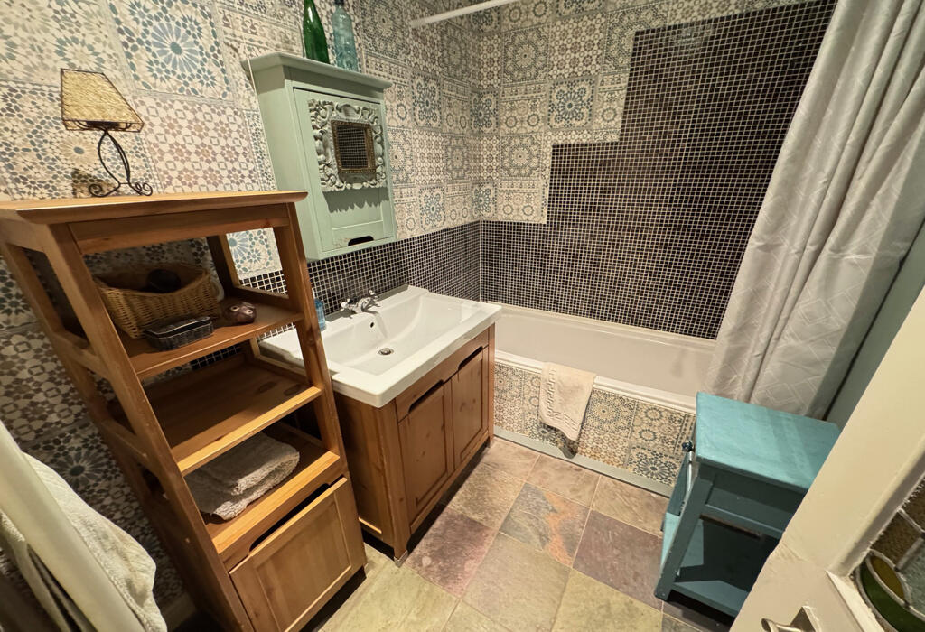 Additional property image - Dallam Road, Shipley, West Yorkshire