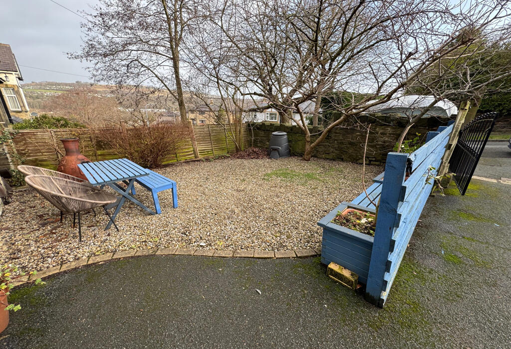 Additional property image - Dallam Road, Shipley, West Yorkshire