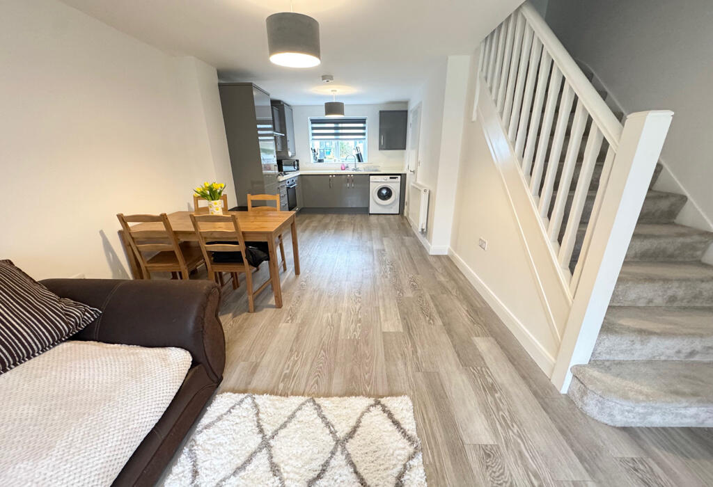 Additional property image - Beck View Way, Shipley, West Yorkshire