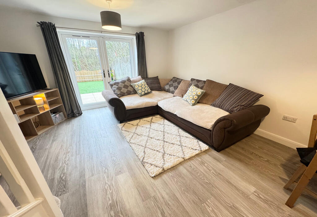 Additional property image - Beck View Way, Shipley, West Yorkshire