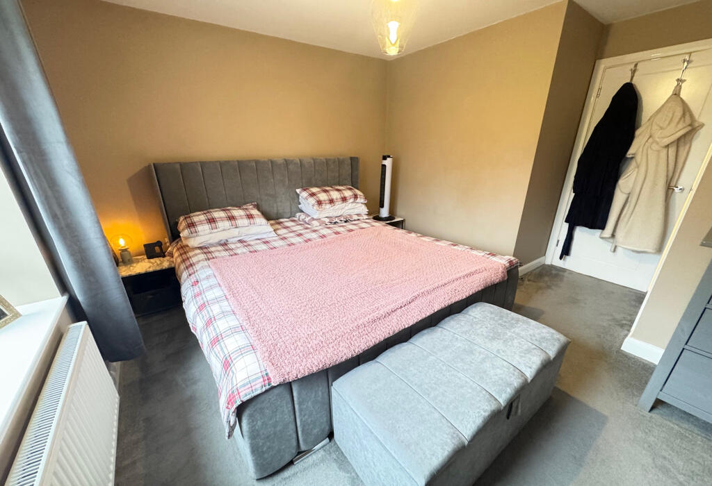 Additional property image - Beck View Way, Shipley, West Yorkshire