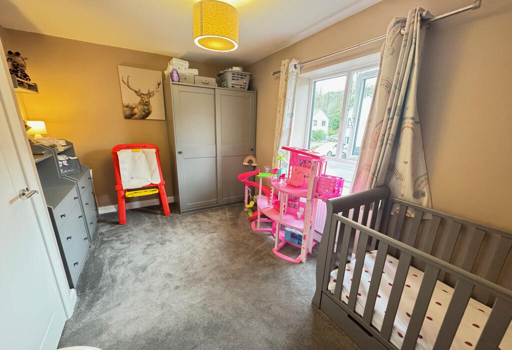 Additional property image - Beck View Way, Shipley, West Yorkshire
