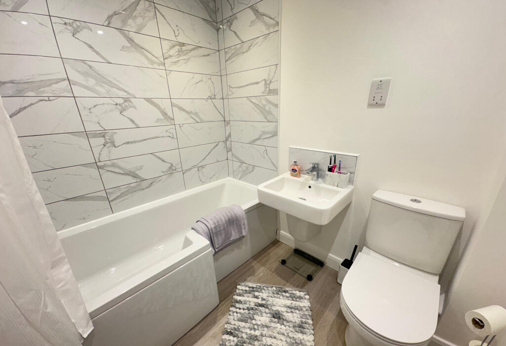 Additional property image - Beck View Way, Shipley, West Yorkshire