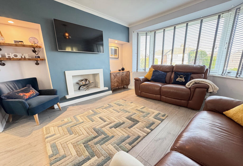 Additional property image - Kirkfields, Baildon, Shipley, West Yorkshire