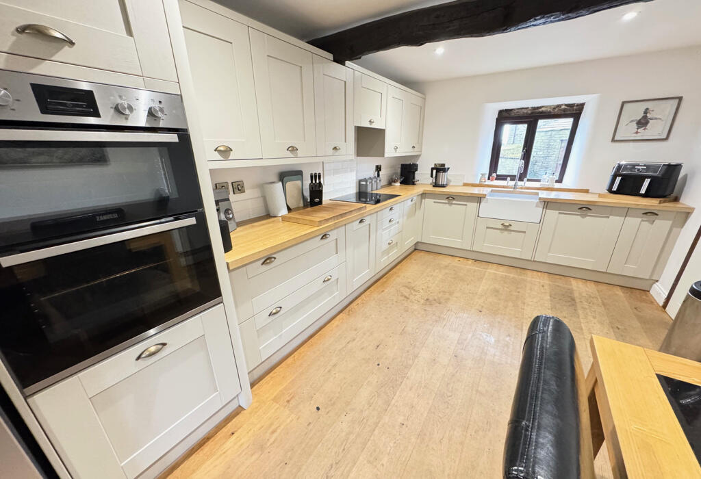 Additional property image - High Stream Head Barn, off Black Dyke Lane, Thornton,  West Yorkshire