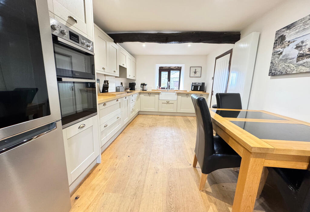 Additional property image - High Stream Head Barn, off Black Dyke Lane, Thornton,  West Yorkshire