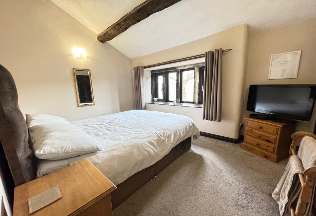 Additional property image - High Stream Head Barn, off Black Dyke Lane, Thornton,  West Yorkshire