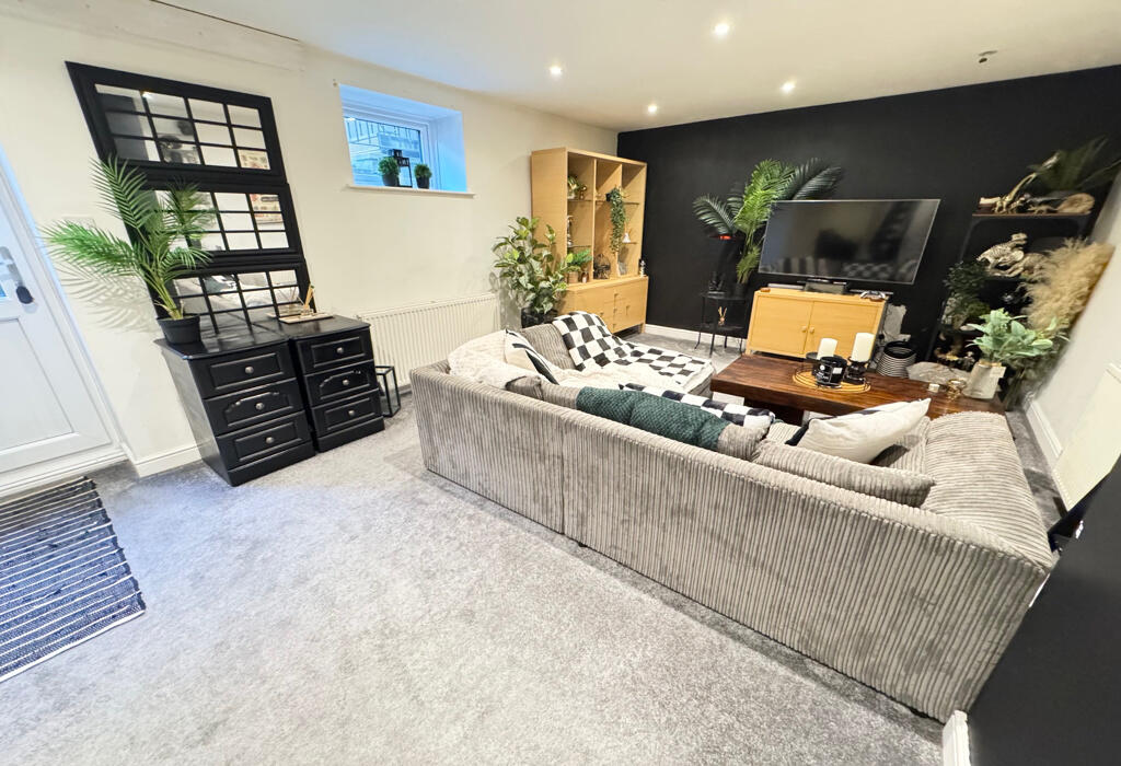 Additional property image - Mandalay, Gilstead Lane, Bingley, West Yorkshire