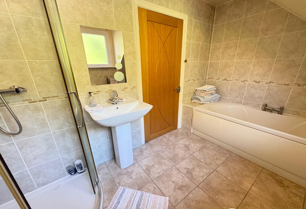 Additional property image - Mandalay, Gilstead Lane, Bingley, West Yorkshire