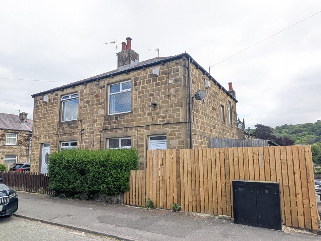 Main image of property: Queens Road, Keighley, BD21