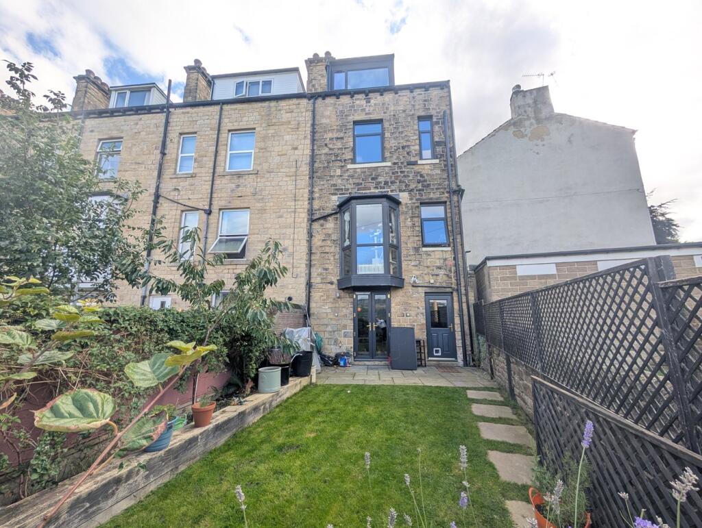 Main image of property: Kirkgate, Shipley, BD18