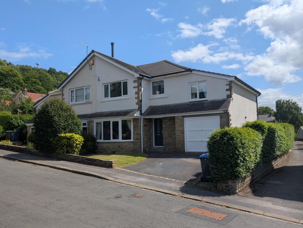 Main image of property: Granville Terrace , Bingley, BD16