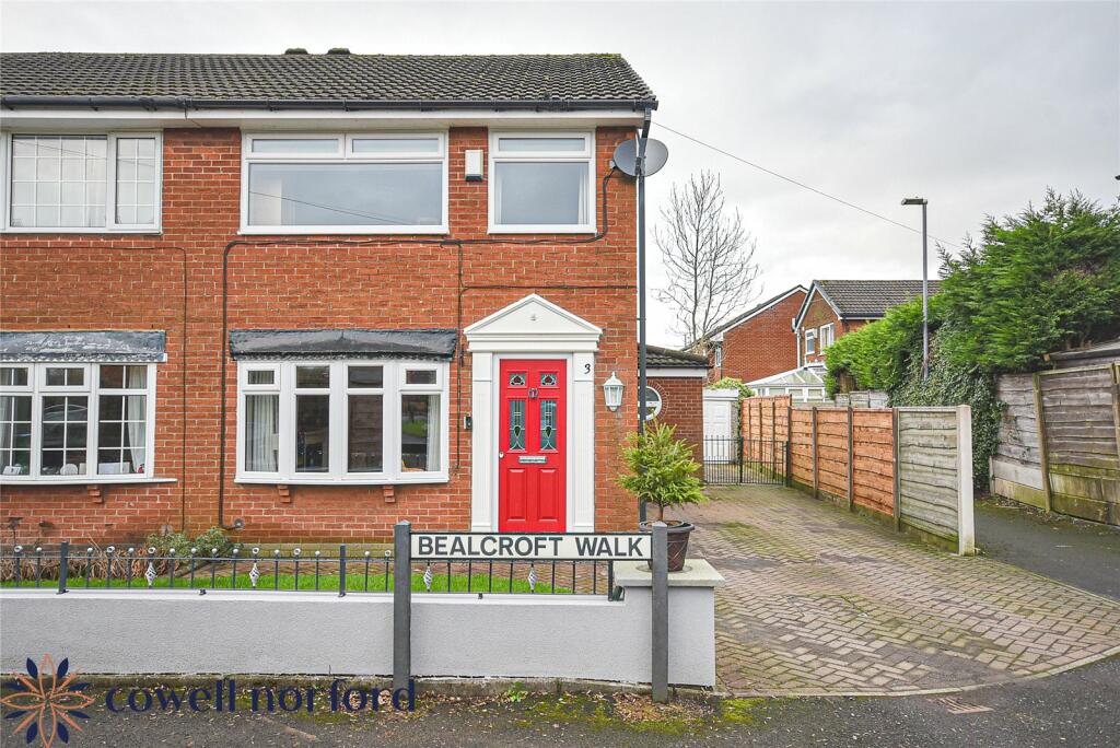 3 bedroom semidetached house for sale in Bealcroft Walk, Milnrow