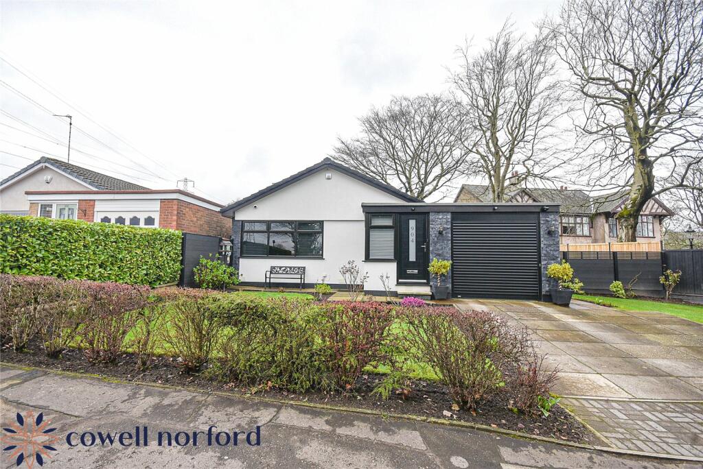 2 bedroom bungalow for sale in Edenfield Road, Norden, Rochdale, OL12