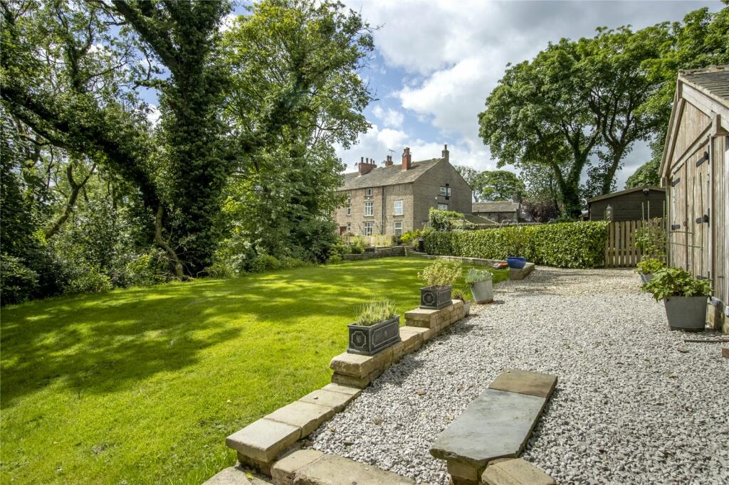 4 bedroom semidetached house for sale in Ashworth Hall Cottage