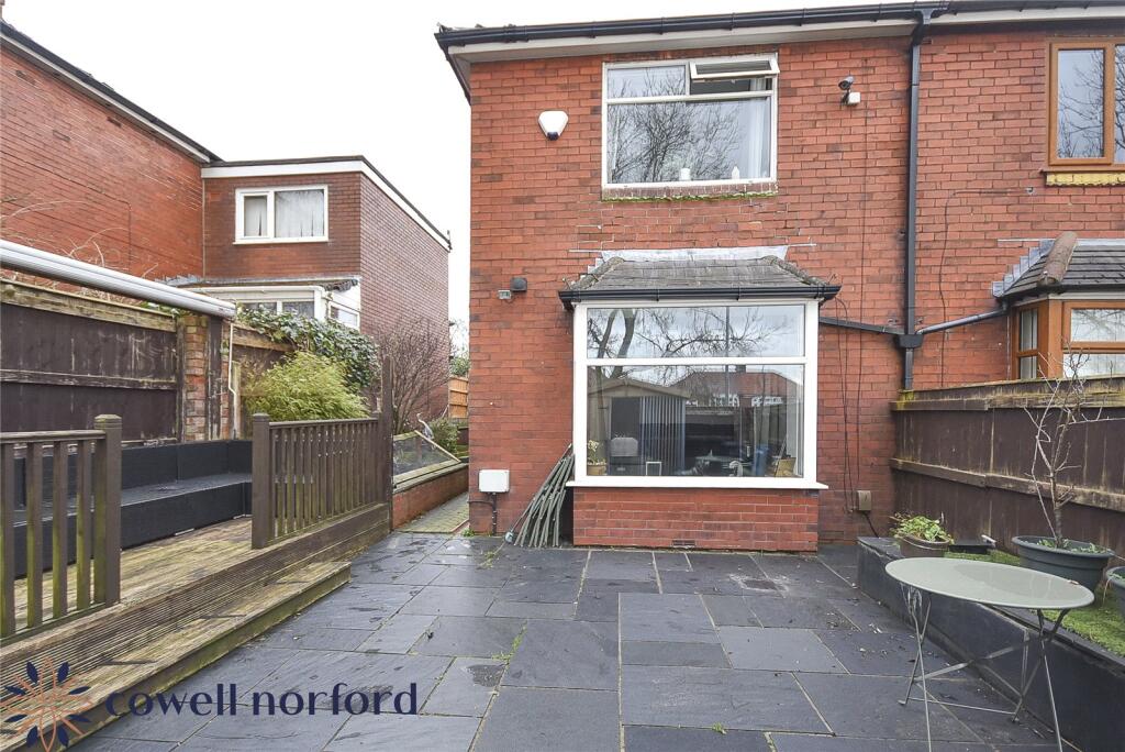 Main image of property: Springbank, Chadderton, Oldham, Greater Manchester, OL9