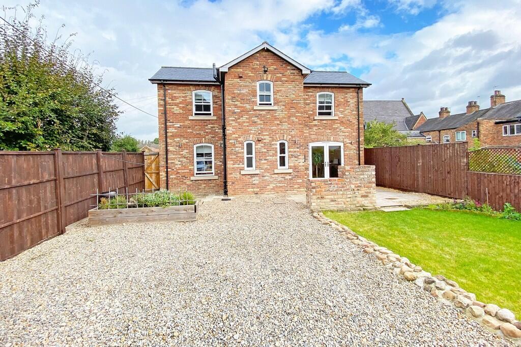 2 bedroom detached house for sale in Cherry Lane, Boroughbridge, YO51