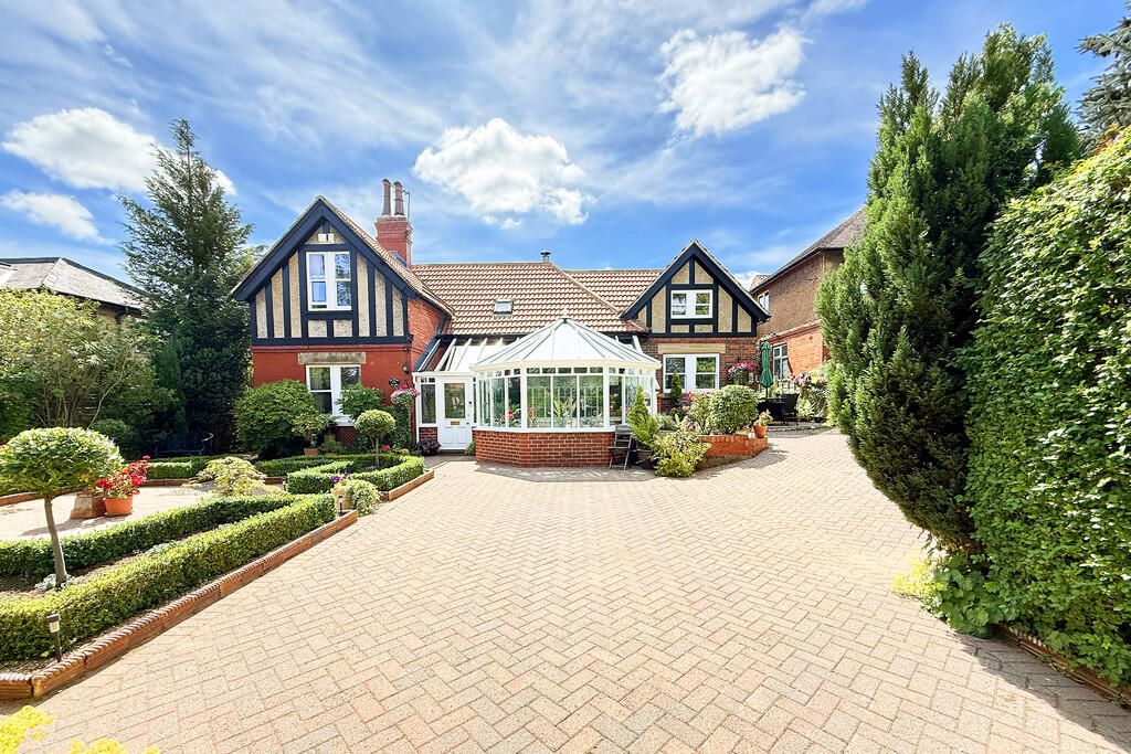 Main image of property: The Cottage, Off Cold Bath Road, Harrogate