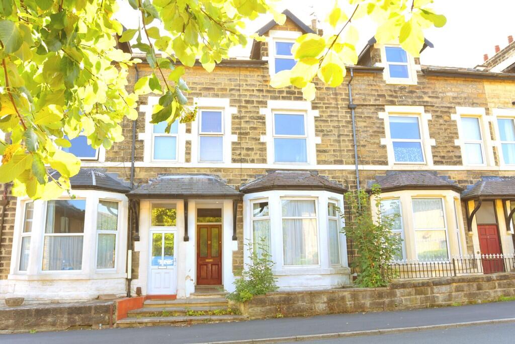 Main image of property: Grove Park Terrace, Harrogate, HG1 4BW