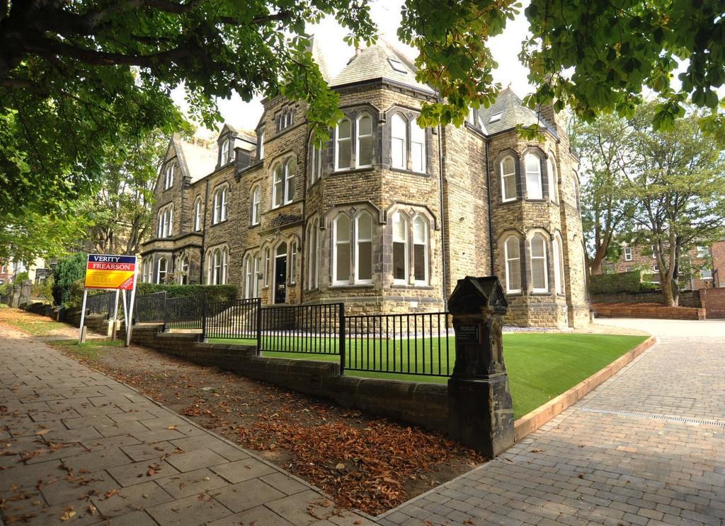 3 bedroom apartment for rent in Alexandra Road, Harrogate, HG1 5JS, HG1