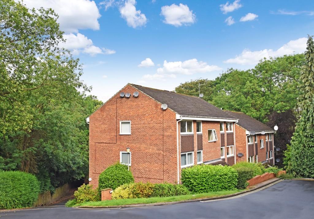 2 bedroom apartment for sale in Coppice Beck Court, Harrogate, HG1